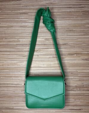 Tammy & Benjamin Calf Skin Leather Emerald Green Shoulder Bag 8” x 6”